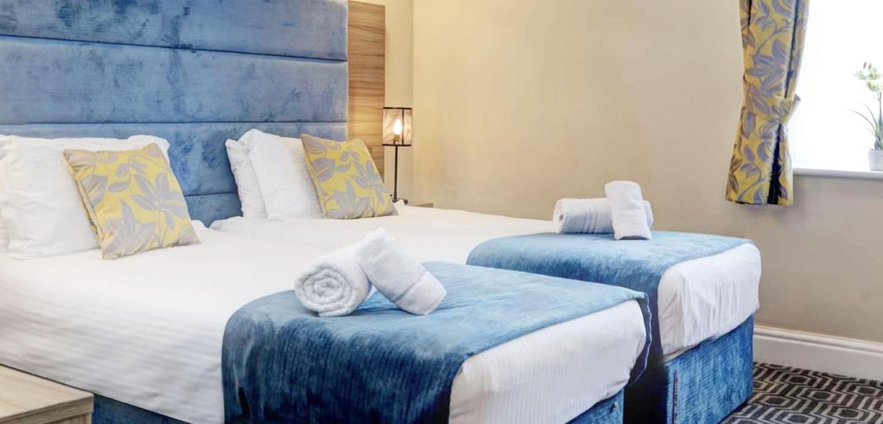Stonecross Manor Hotel Kendal Zewnętrze zdjęcie