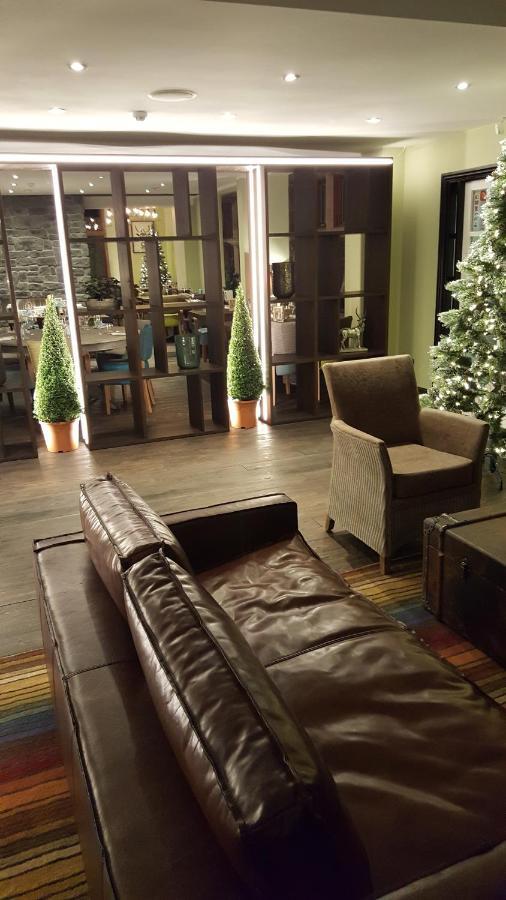 Stonecross Manor Hotel Kendal Zewnętrze zdjęcie
